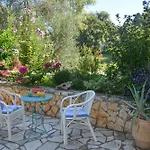 Solari Hill Maisonette
