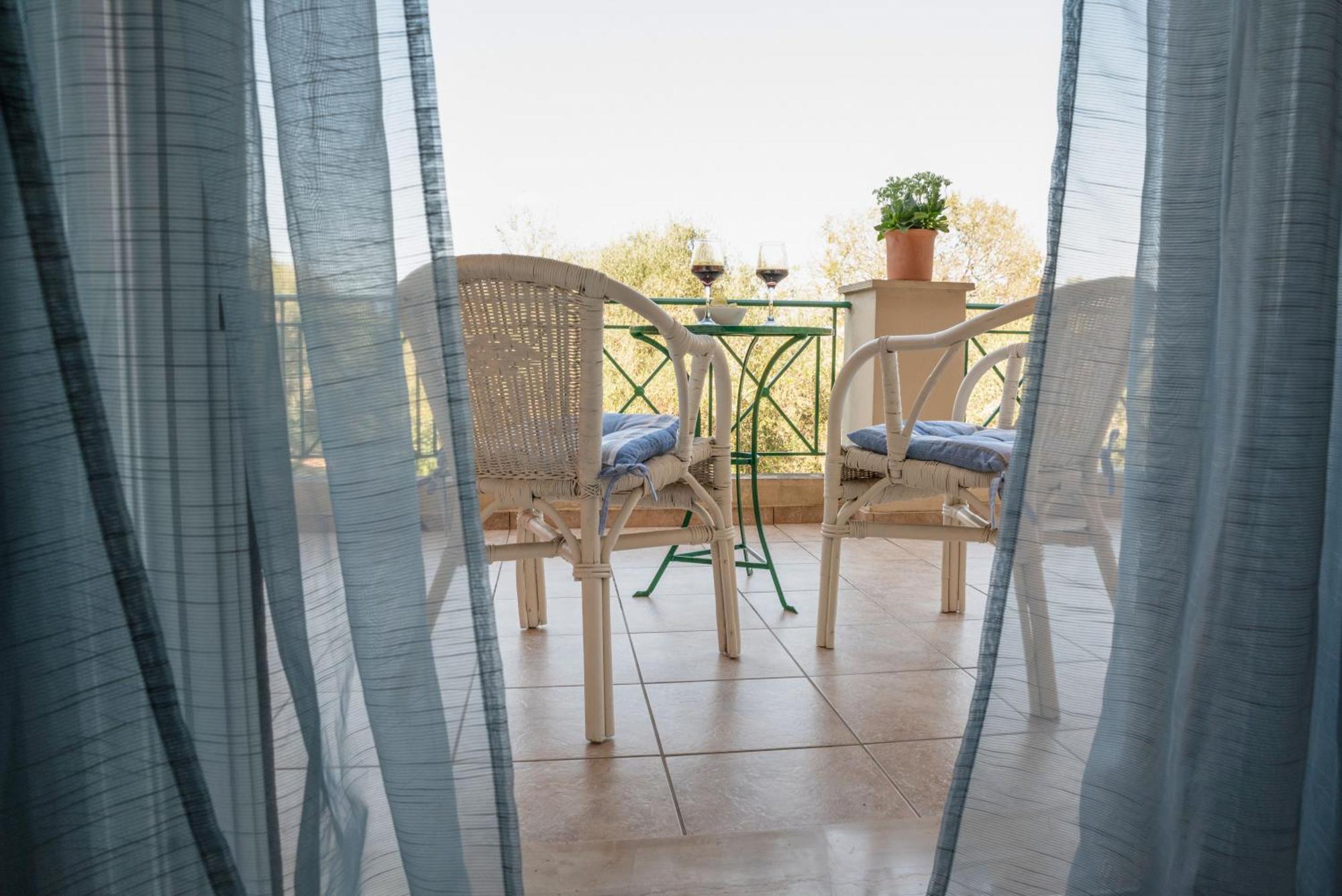 Solari Hill Maisonette Alepou